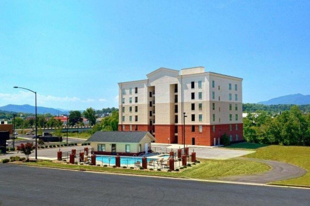 Fantastic Location! River And Mountain Views 2Br/2Ba Sleeps 6 鸽子谷 外观 照片